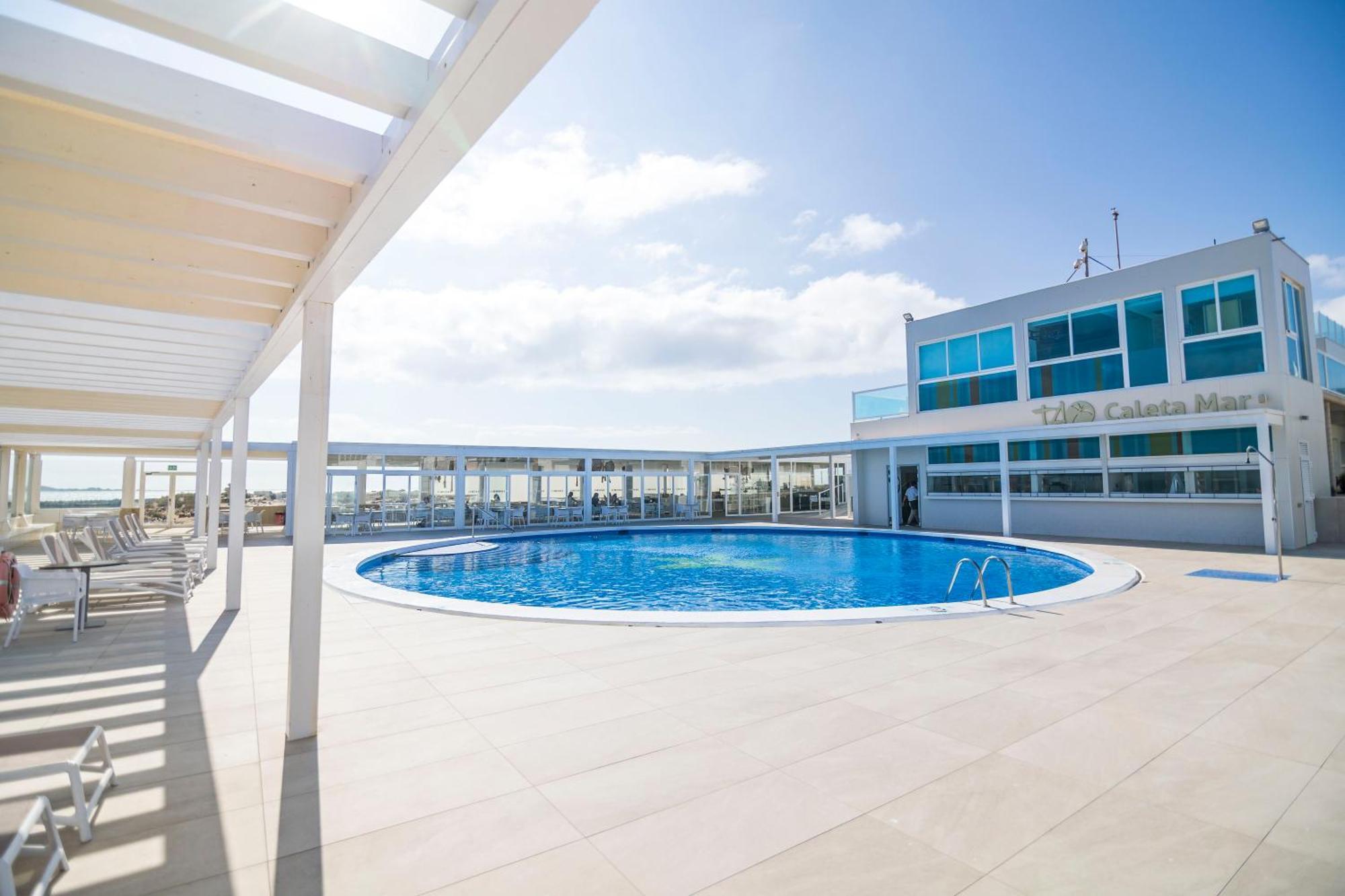 Hotel Boutique Tao Caleta Mar 3*